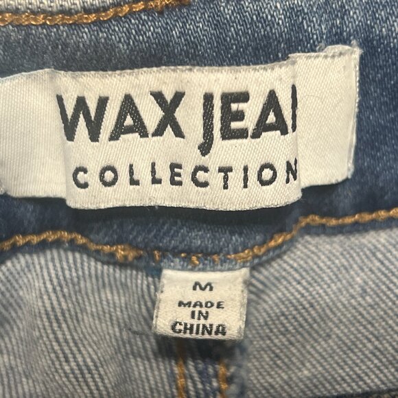Wax Jean Collection Women’s Distressed Denim Shorts Size M 26” Waist Frayed Hem - Picture 3 of 3